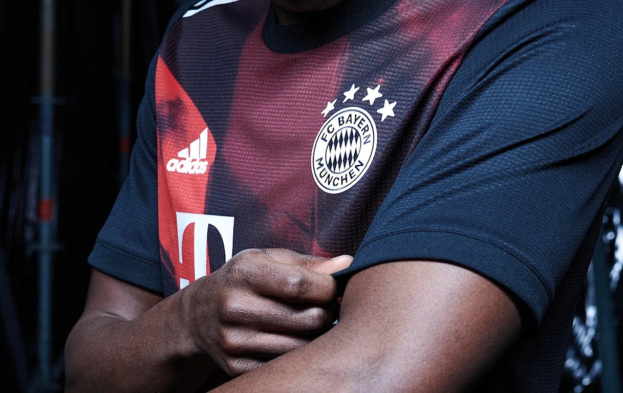 bayern-munchen-3e-shirt-2020-2021.jpg