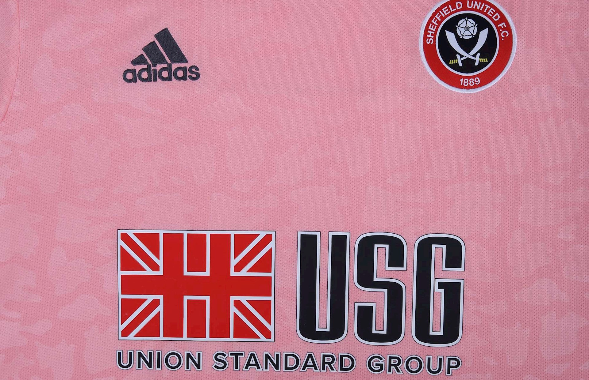 sheffield-united-uit-shirt-2020-21.jpg
