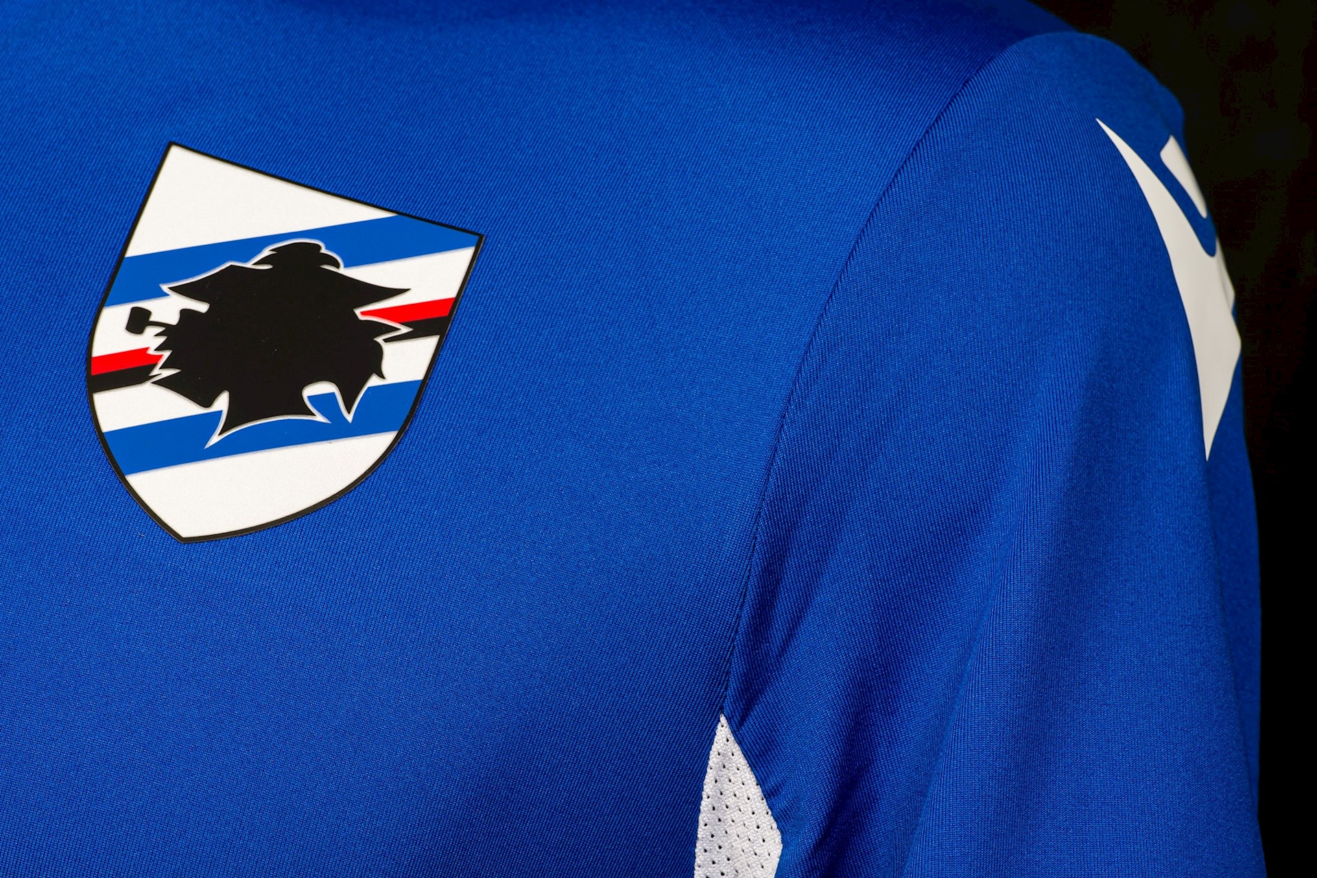 sampdoria-voetbalshirts-2020-2021.jpg