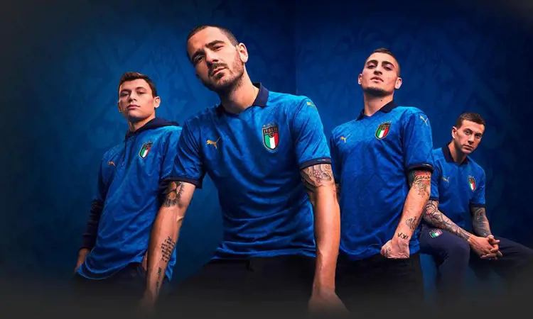 Kijkgat Gastvrijheid leeuwerik Italie thuisshirt 2020-2021 - Voetbalshirts.com
