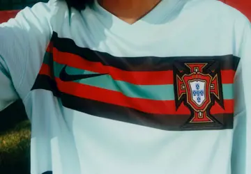 portugal-uitshirt-2020-2021-d.jpeg