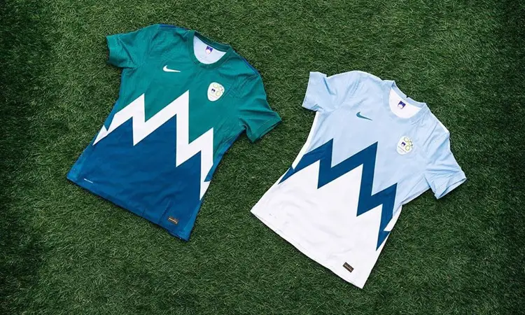 Slovenië voetbalshirts 2020-2021