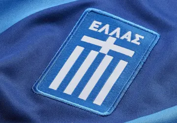 griekenland-voetbalshirts-2020-2021.jpg
