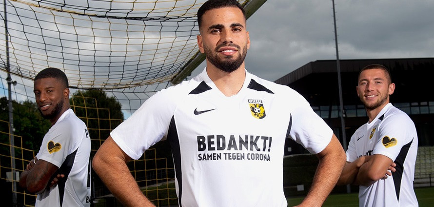 Vitesse derde wedstrijdshirt 2020-2021