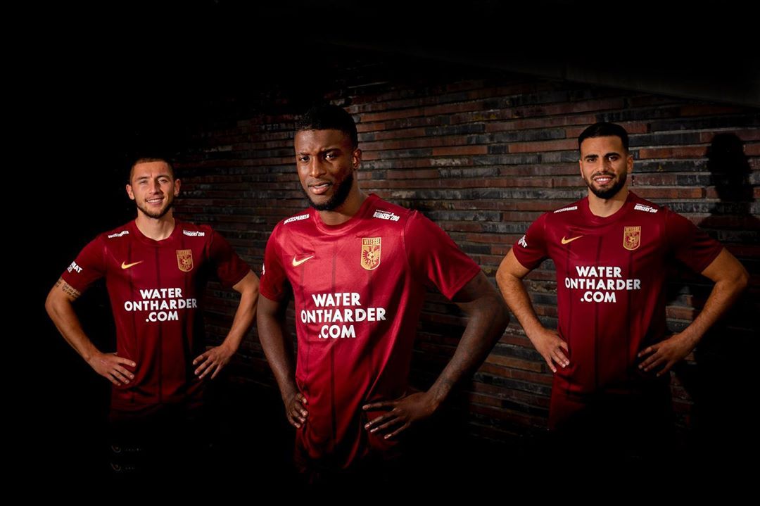 vitesse-airborne-voetbalshirt-2020-2021-c.jpg