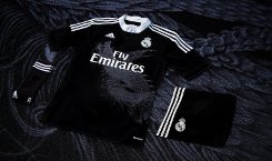 real_madrid_3e_shirt_2014_2015.jpg