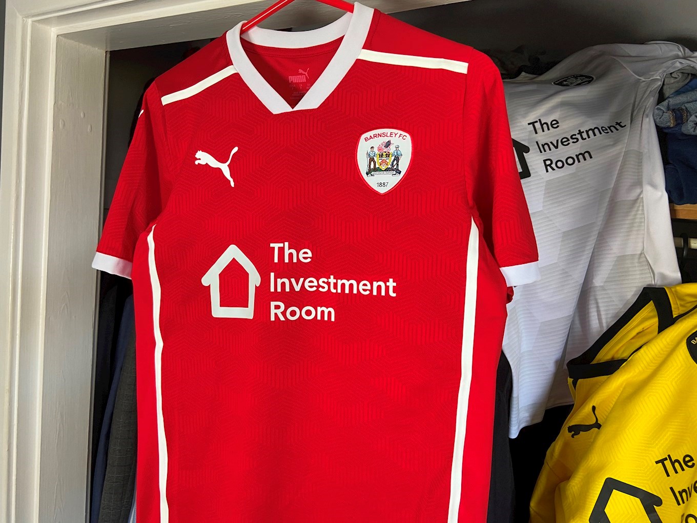 Barnsley thuisshirt 2020-2021