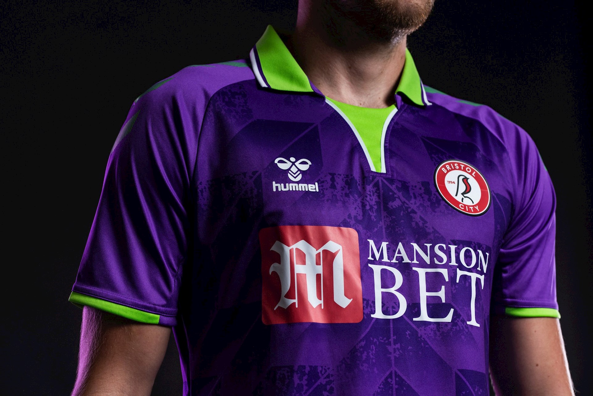 bristol-city-voetbalshirts-2020-2021.jpeg