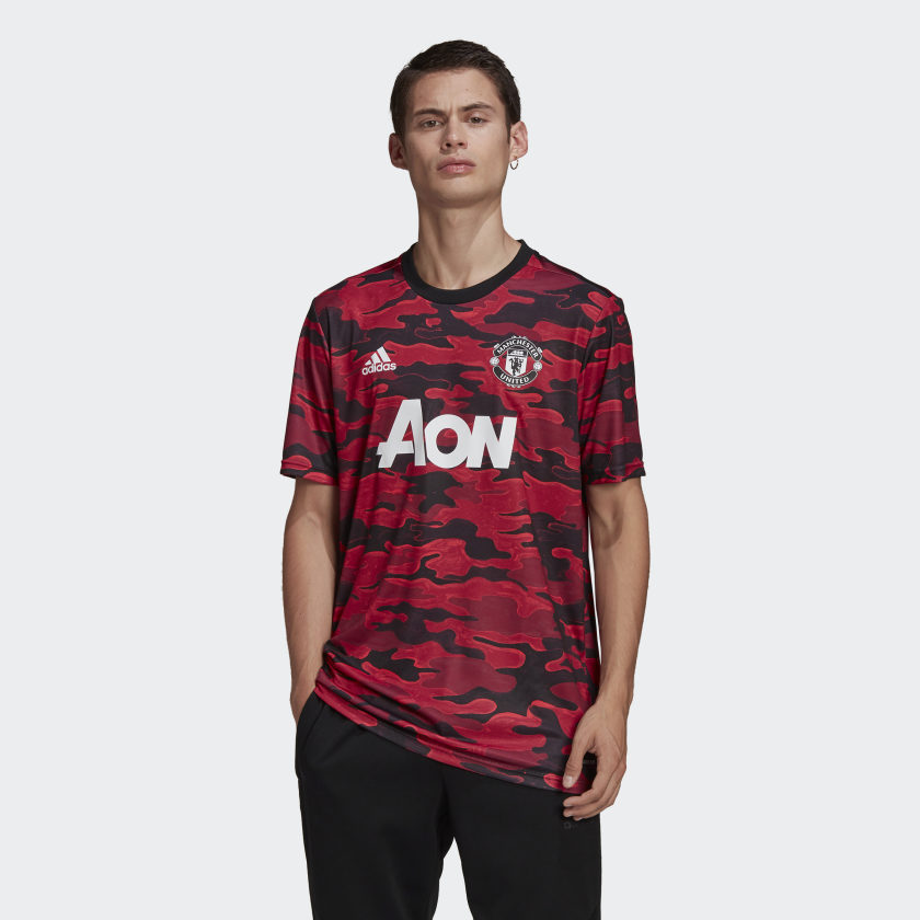 Manchester United warming-up shirt 2021