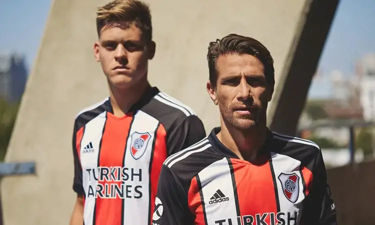 River Plate 3e voetbalshirt 2021