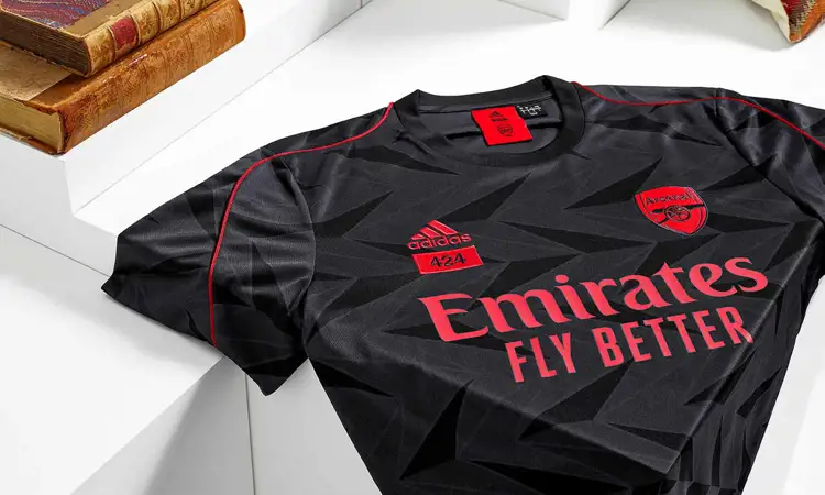Arsenal X 424 adidas voetbalshirt en collectie gelanceerd!