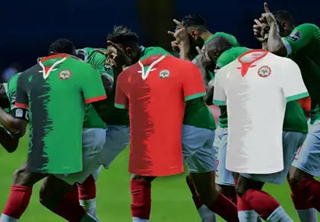 madagascar-voetbalshirts-2021.jpg