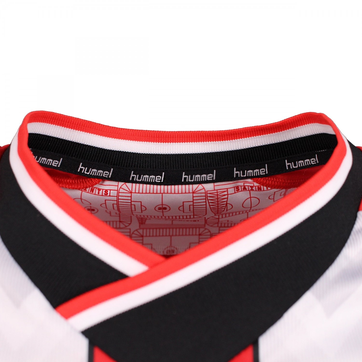 Southampton thuisshirt 2021-2022 detail