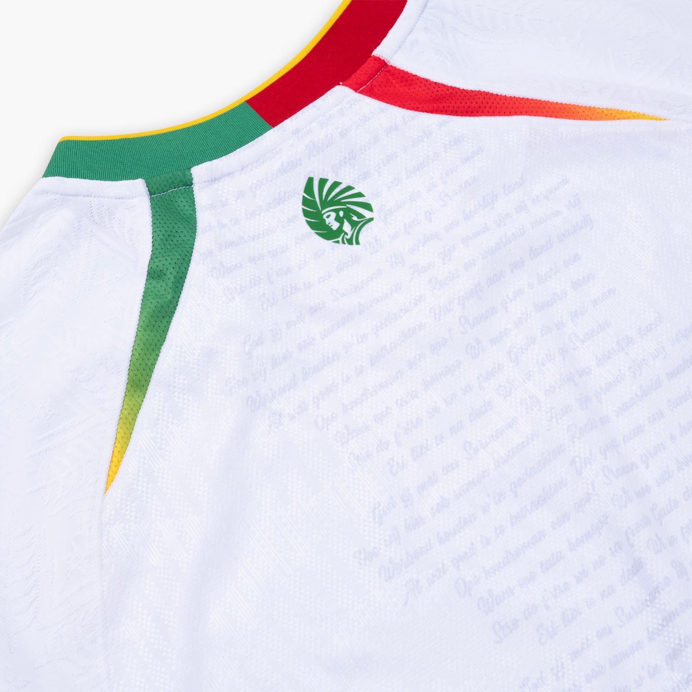 Dit zijn de Suriname voetbalshirts 2026-2027 van Kelme