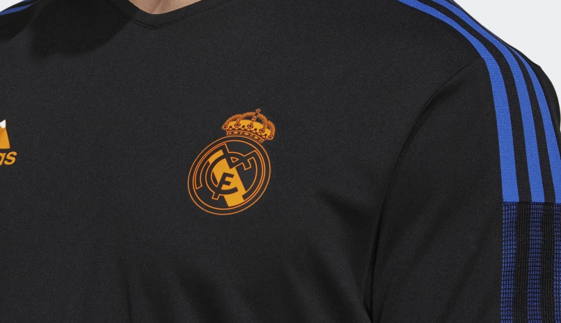 Real Madrid trainingsshirts 2021-2022