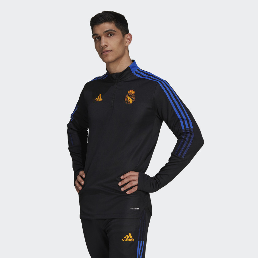 informeel Opmerkelijk Verblinding Real Madrid trainingspak 2021-2022 - Voetbalshirts.com