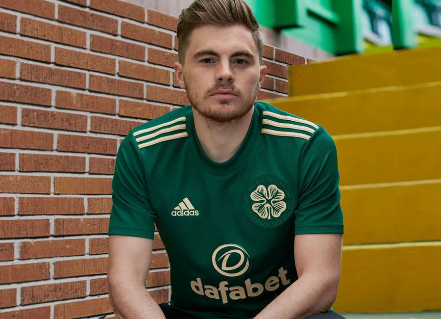 celtic-uitshirt-2021-2022.jpg