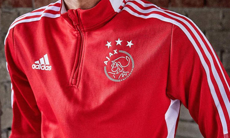 Huérfano grande lanzar Rood Ajax trainingspak 2021-2022 - Voetbalshirts.com