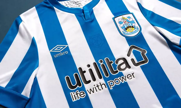 Huddersfield Town voetbalshirts 2021-2022