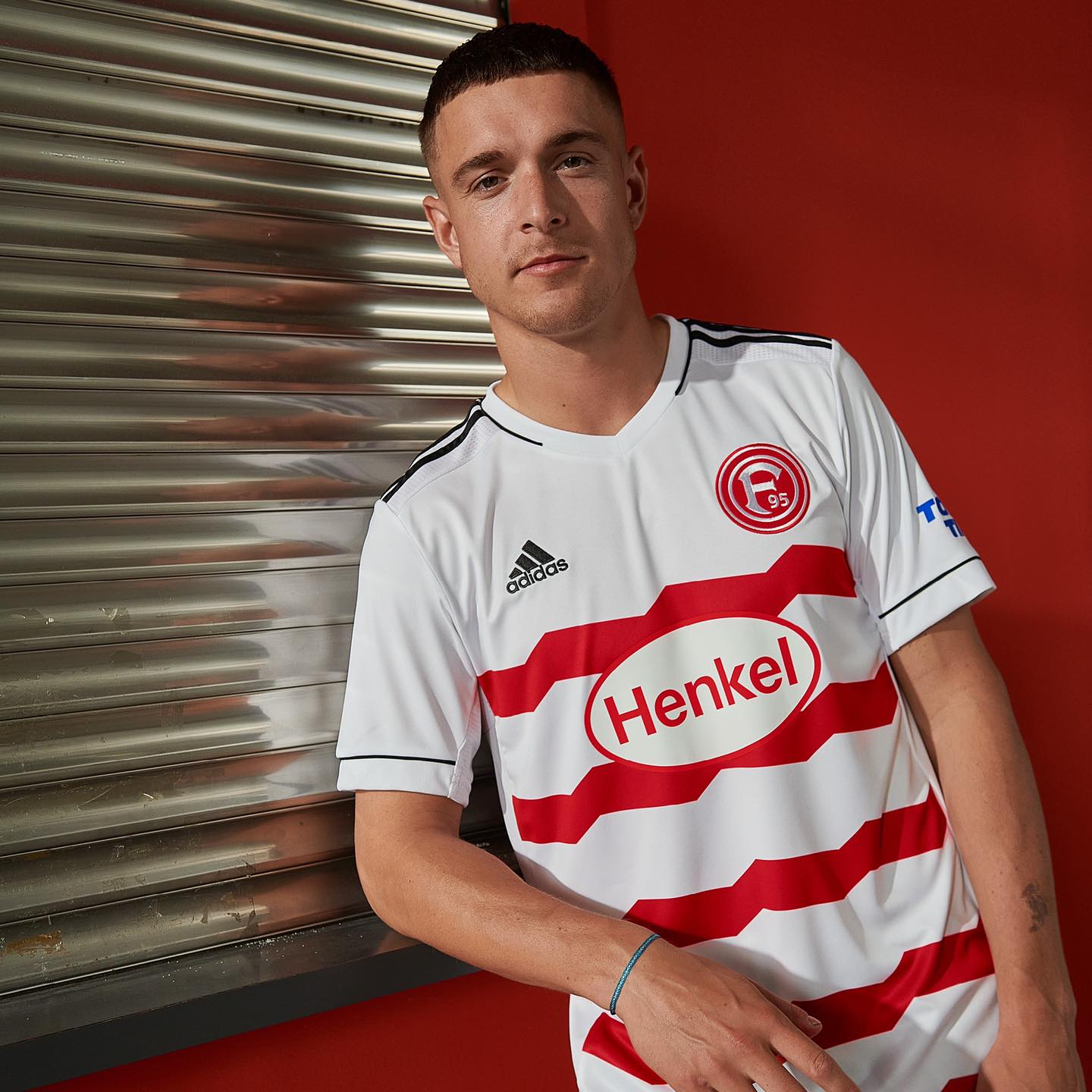 Fortuna Düsseldorf uitshirt 2021-2022