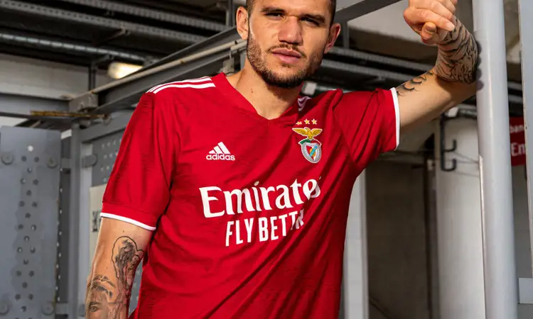 Benfica voetbalshirts 2021-2022