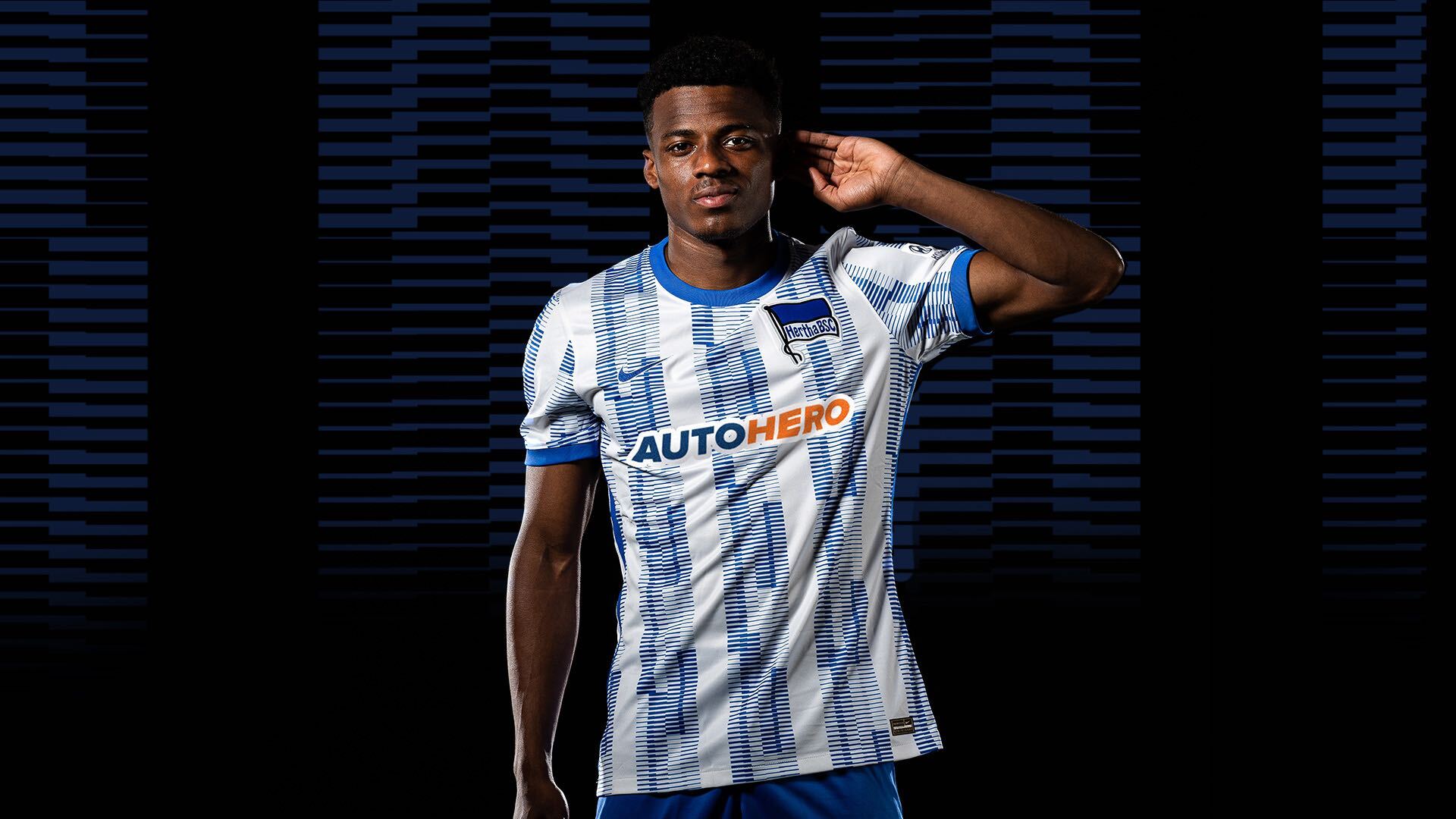 hertha-bsc-voetbalshirts-2021-2022.jpeg