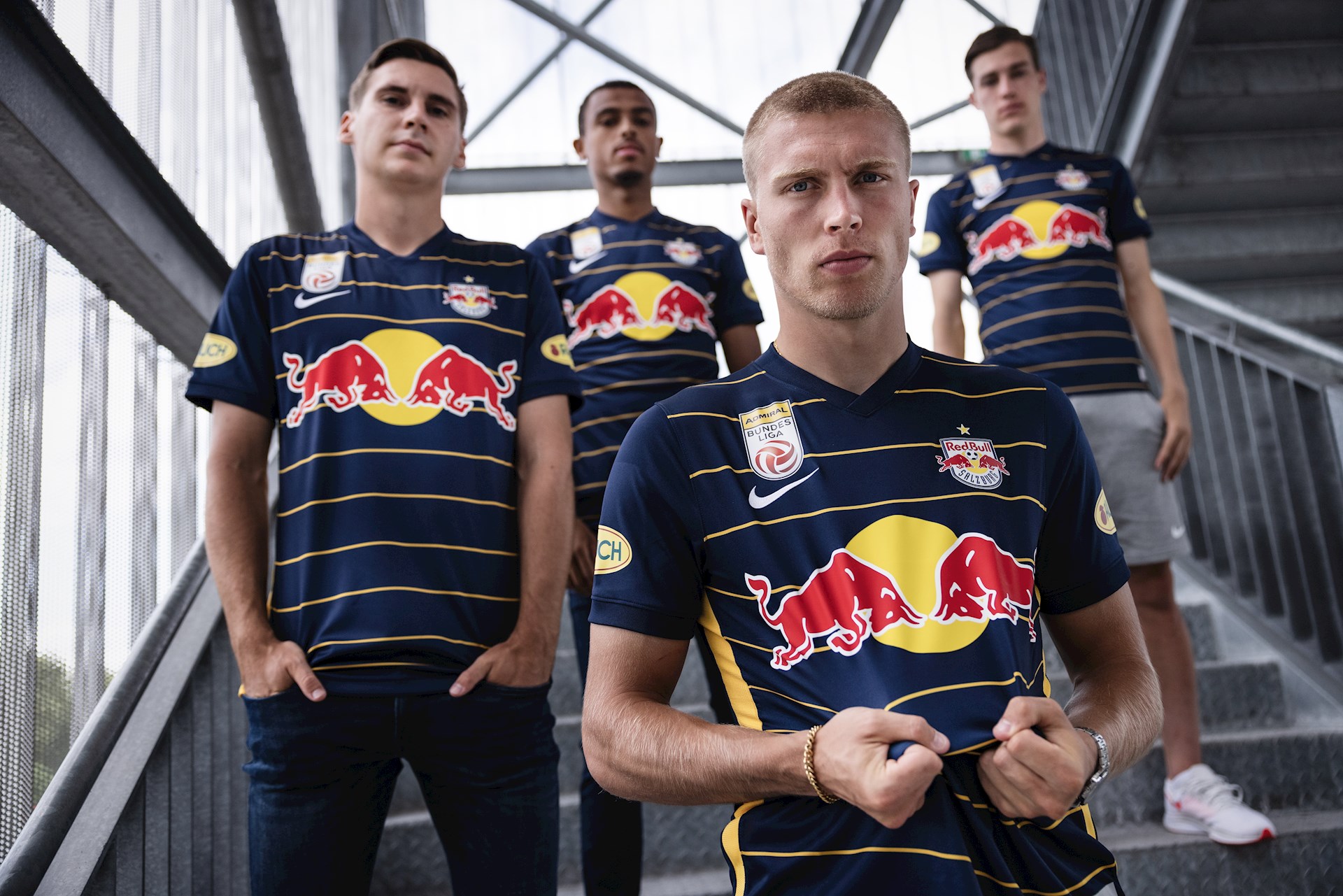 Red Bull Salzburg voetbalshirts 2021-2022