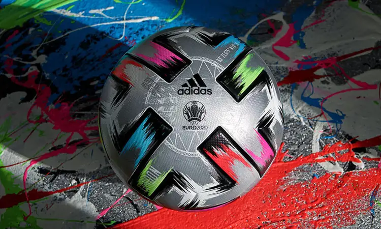 Adidas EK 2021 Finale Uniforia wedstrijdbal
