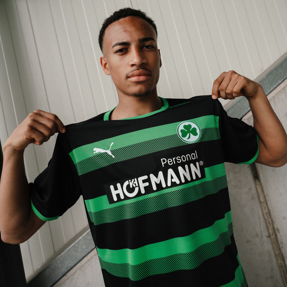 Greuther Fürth uitshirt 2021-2022