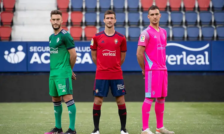 Osasuna voetbalshirts 2021-2022