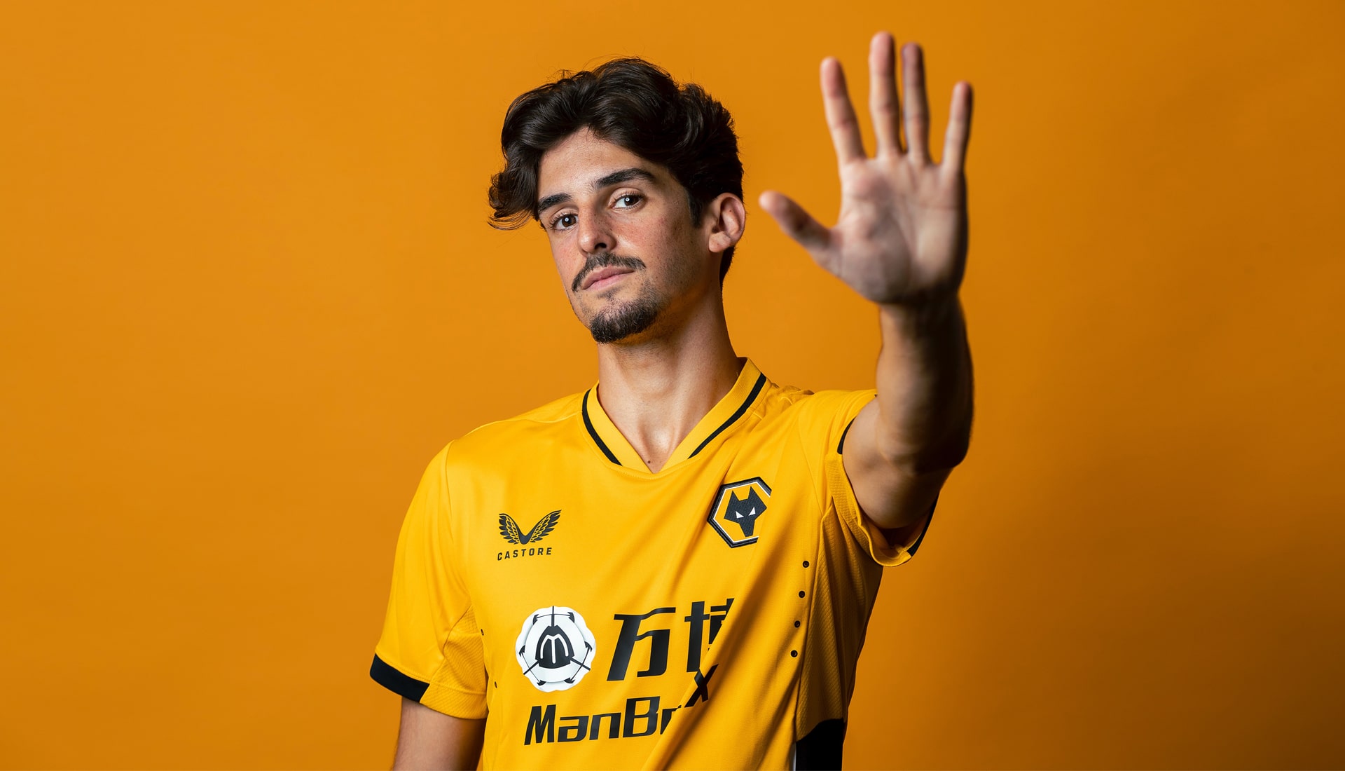 wolverhampton-wanderers-thuisshirt-2021-2022.jpg