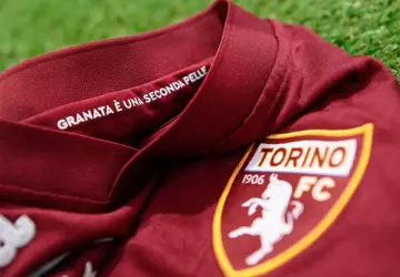 torino-voetbalshirt-2021-2022.jpg
