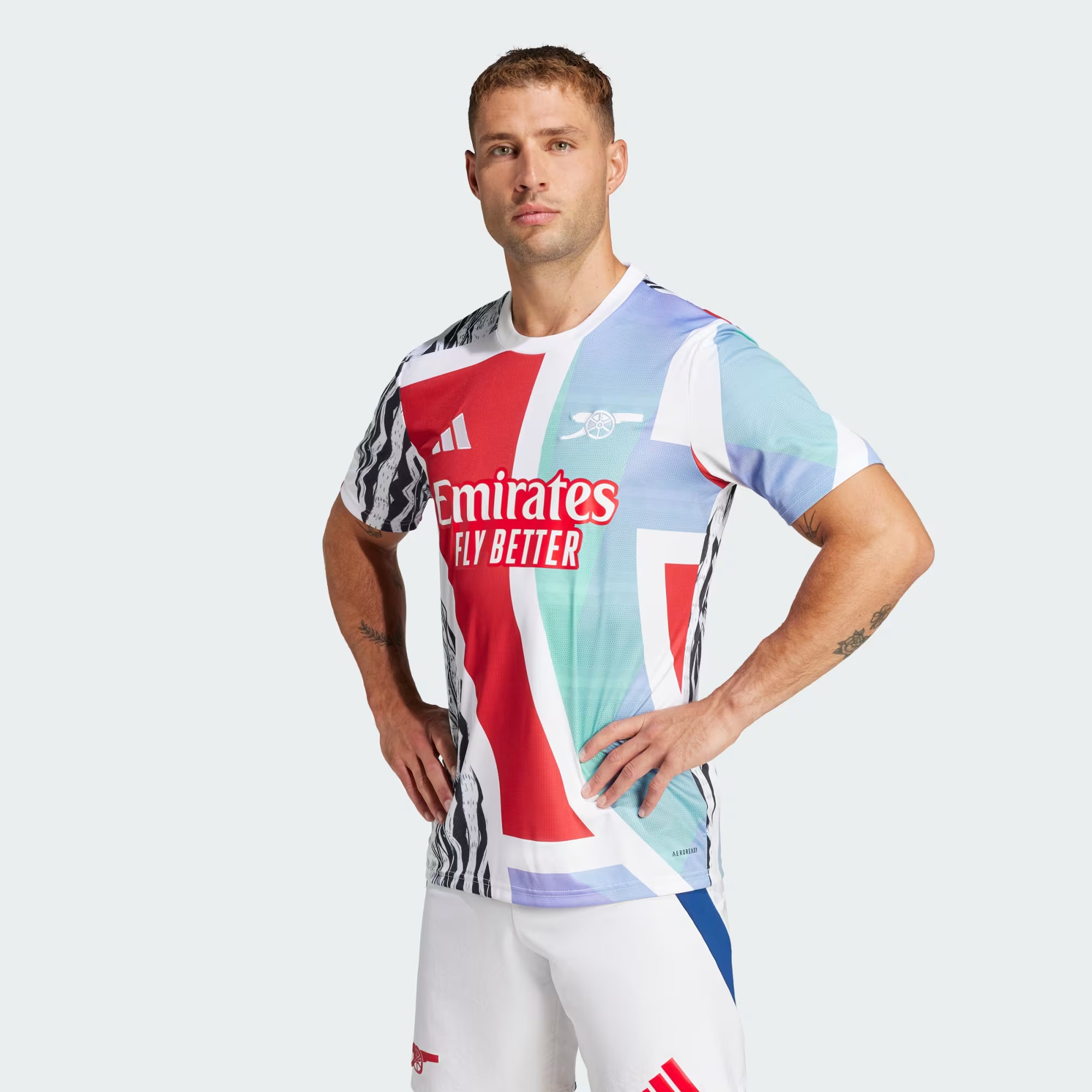 Arsenal warming-up shirt 2025 mix van voetbalshirts dit seizoen