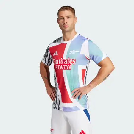 Arsenal warming-up shirt 2025 mix van voetbalshirts dit seizoen