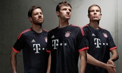 zwarte-bayern-munchen-uitshirt-2015-2016.jpg (1)