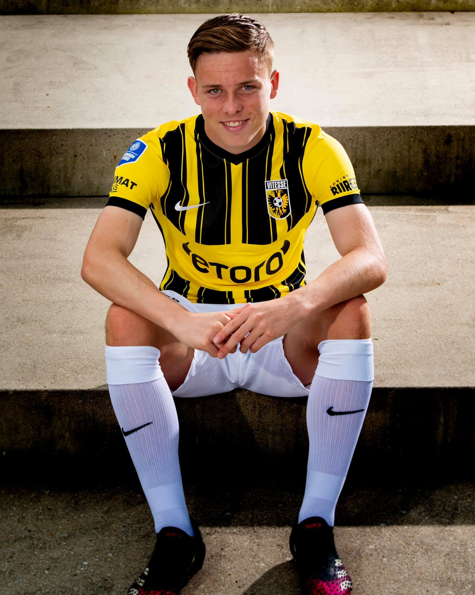 Vitesse voetbalshirt 2021-2022