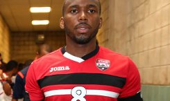 trinidad-en-tobago-thuisshirt-2015-2016.jpg (1)