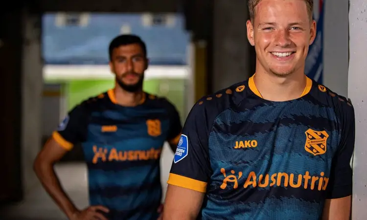 SC Heerenveen uitshirt 2021-2022
