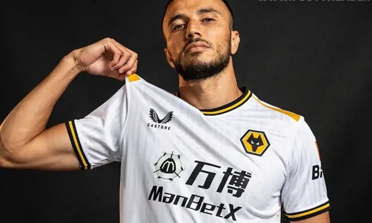 Wolverhampton Wanderers derde wedstrijdshirt 2021-2022