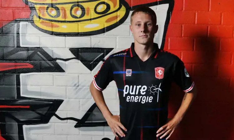 FC Twente 3e voetbalshirt 2021-2022