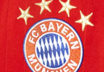 bayern-munchen-trainingsshirts-2015-2016-rood.jpg (1)