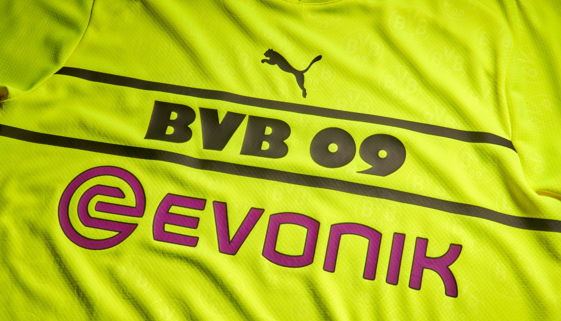 borussia-dortmund-cup-voetbalshirt-2021-2022.jpg