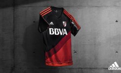 river-plate-voetbalshirts-uit-2015-2016.jpg (1)