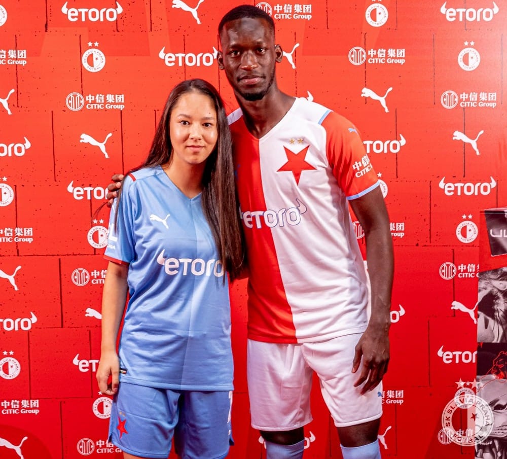 Slavia Praag voetbalshirts 2021-2022