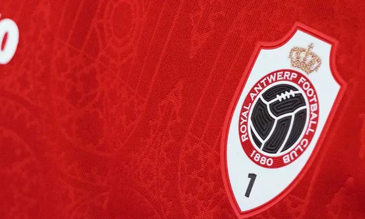 Royal Antwerp FC voetbalshirts 2021-2022