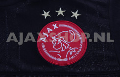 ajax-trainingstops-2015-2016.jpg (1)