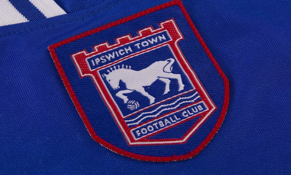ipswich-town-retro-shirt-1997-1998.jpg
