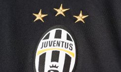 juve-keeper-shirt-2015-2016.jpg (1)