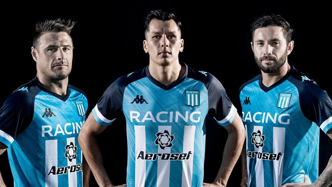 racing-club-campeon-voetbalshirts-2022.jpg