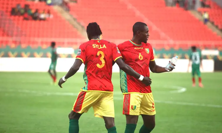 Guinee voetbalshirts 2022-2023